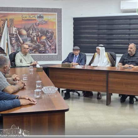 Dura Municipality Hosts Delegation from the Naqab in a Unifying Palestinian Gathering