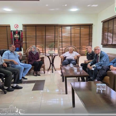 Dura Municipality Receives Delegation from Tubas Takiya