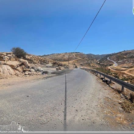Dura Municipality Expands Road to Idhna