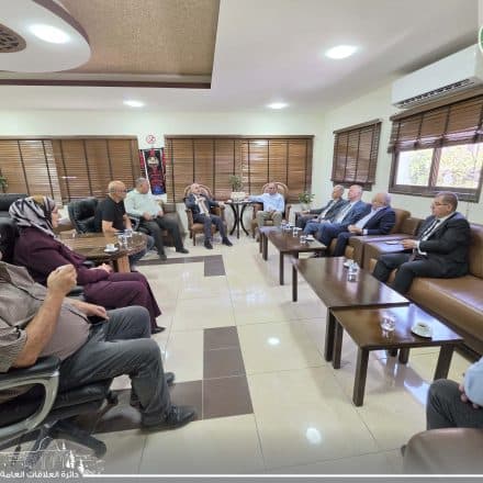Dura Municipality Discusses Strengthening Partnership with the Hebron Chamber of Commerce and Industry and the Private Sector