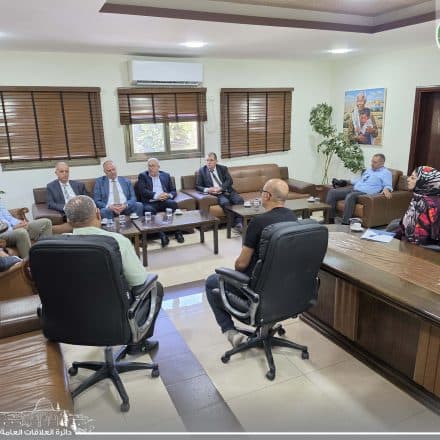 Dura Municipality Discusses Strengthening Partnership with the Hebron Chamber of Commerce and Industry and the Private Sector