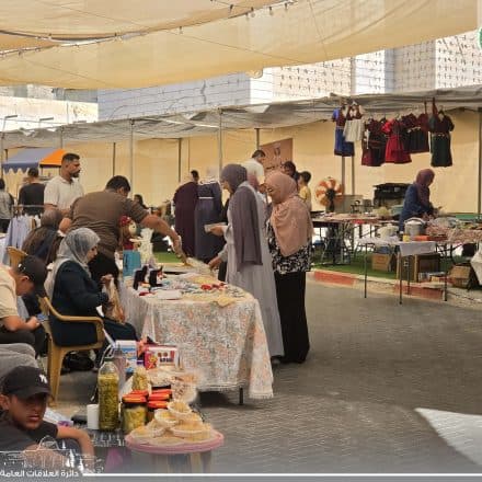 For the fourth consecutive week, Al-Omari Market in Dura has become a renewed weekly destination for families and a platform for supporting national products