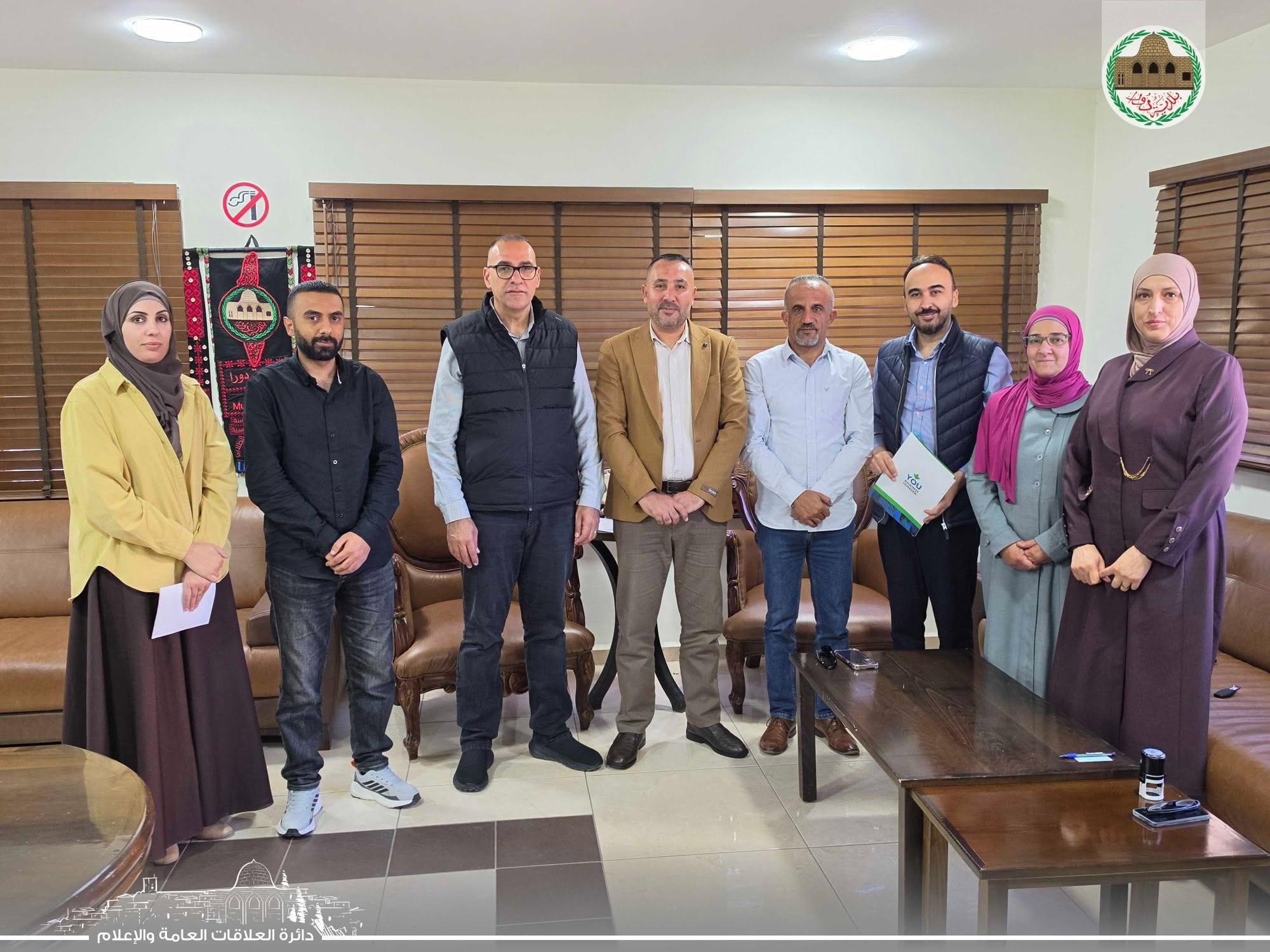 بلدية دورا ومنظمة العمل ضد الجوع تبحثان تعزيز التعاون في تنفيذ المشاريع التنموية