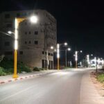 إنارة عدد من شوارع المدينة