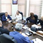 بلدية دورا تبحث مع محافظة الخليل آليات الحد من ظاهرة الكلاب الضالة